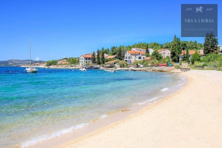 Villa Ljubas Срима Экстерьер фото